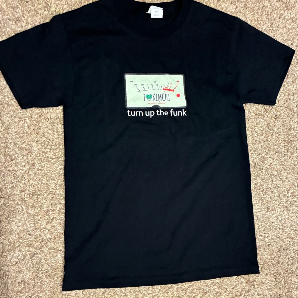 I Heart Kimchi T-Shirt Mens Small Honolulu Hawaii Turn Up The Funk Black Hanes‎